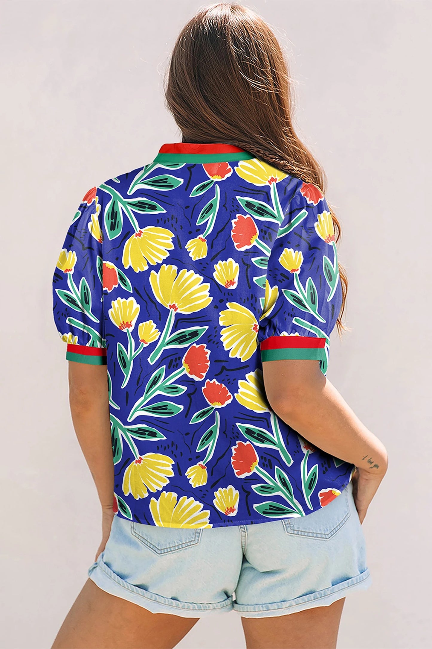 Womens Loose-fit Printed Pullover With V-neck And Short Sleeves