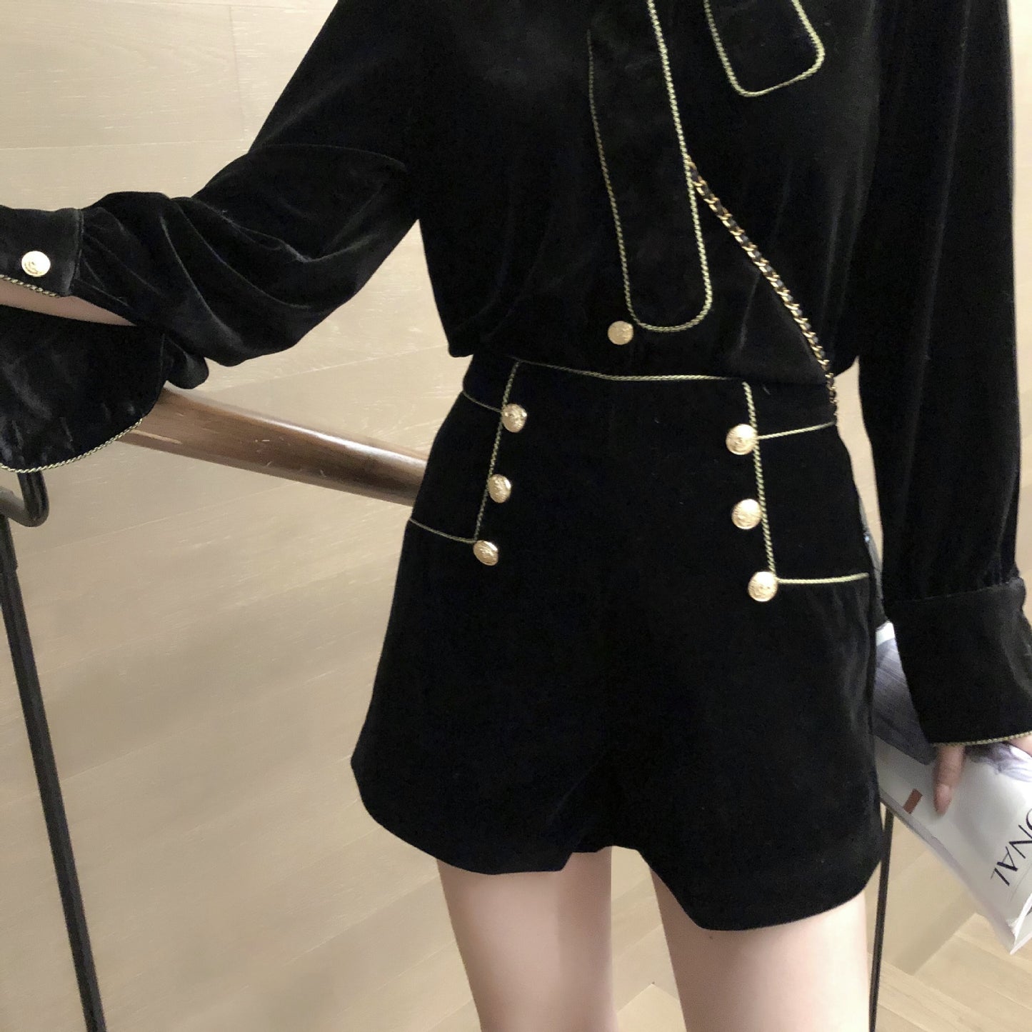 Velvet Shorts Light Mature Ladies Temperament Early Autumn And Winter