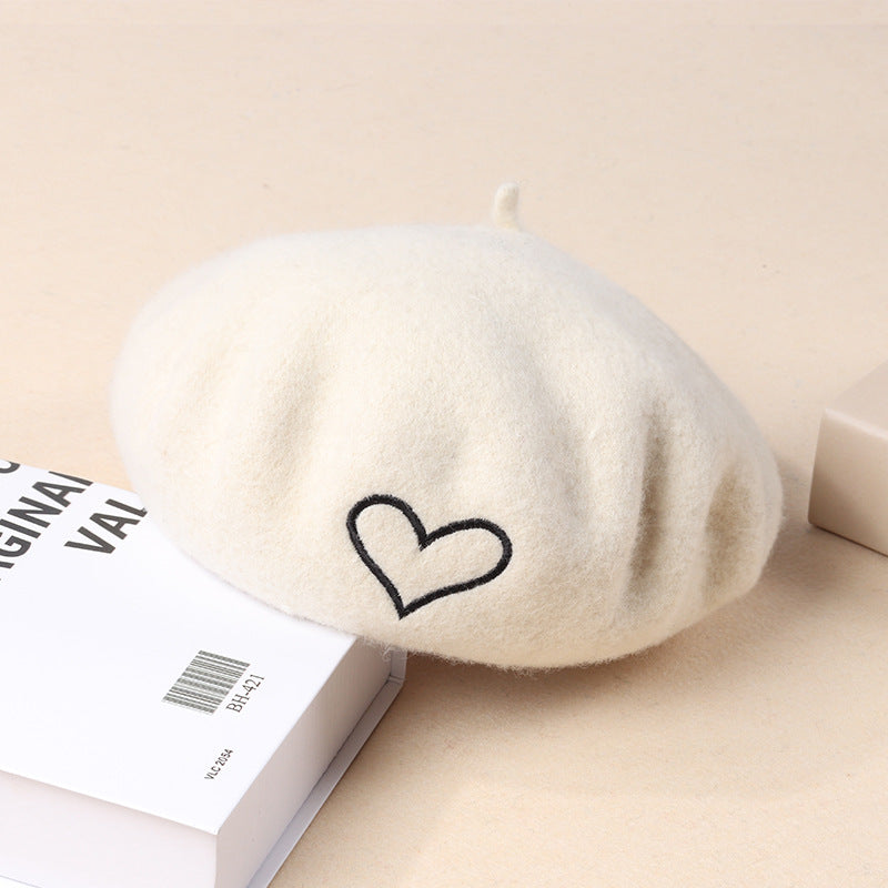 Wool Beret In Autumn And Winter
