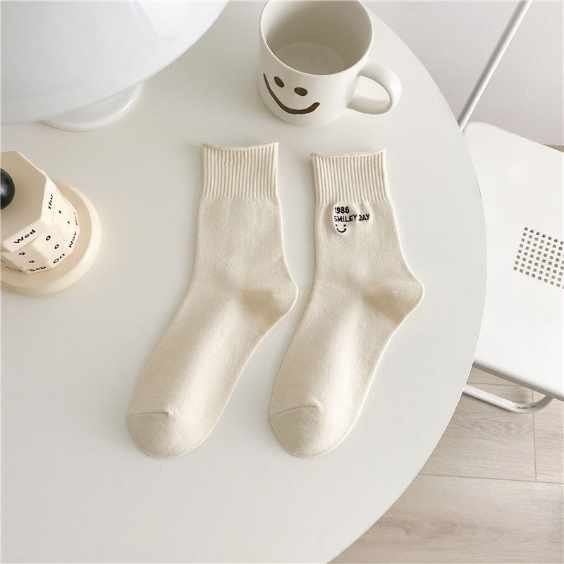 Women's Fashion Casual Minimalist Mid-calf Socks