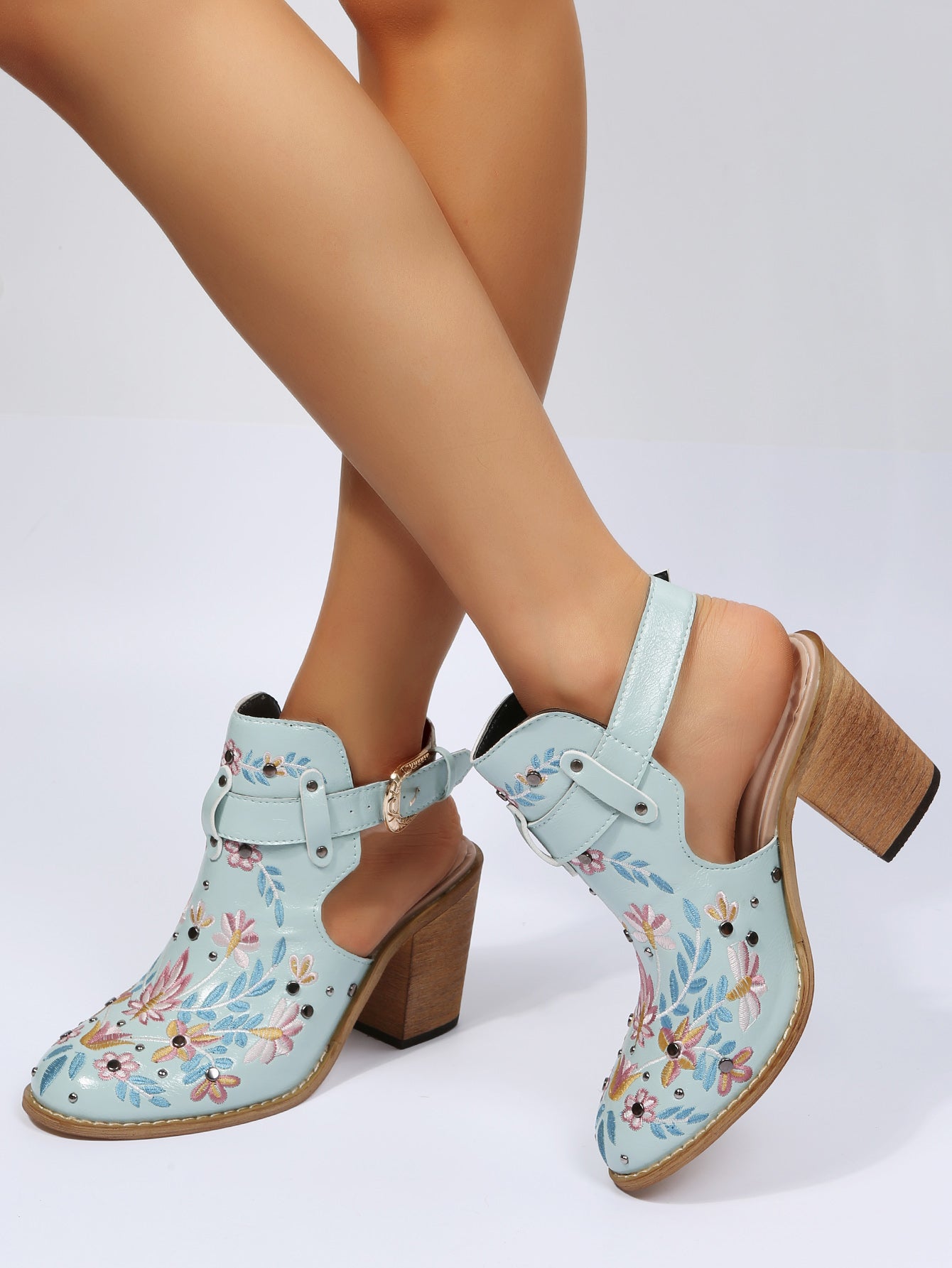 Round Toe Women's New Chunky Heel Embroidered Buckle Boots