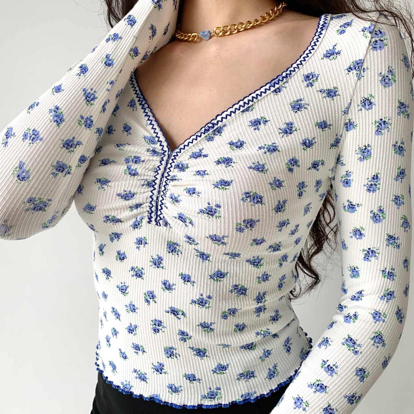 Pleated V-neck Floral Long-sleeved T-shirt Slim-fit Crop-top
