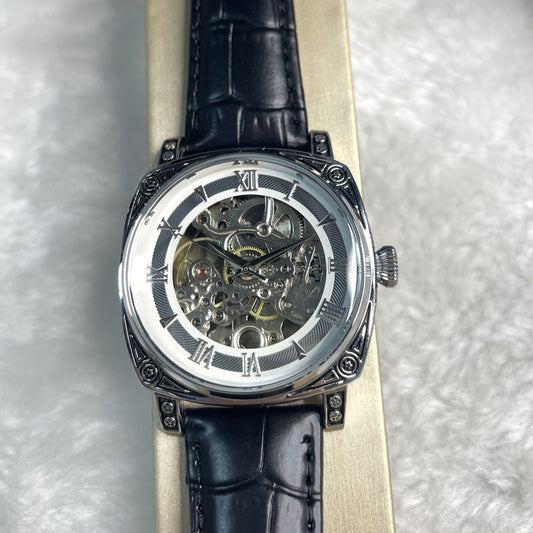 Hollow Out Business Watch Fashion Trendy Sports