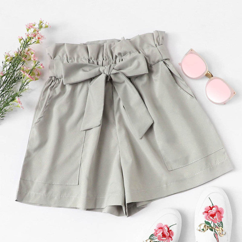 Loose mid-waist women's shorts