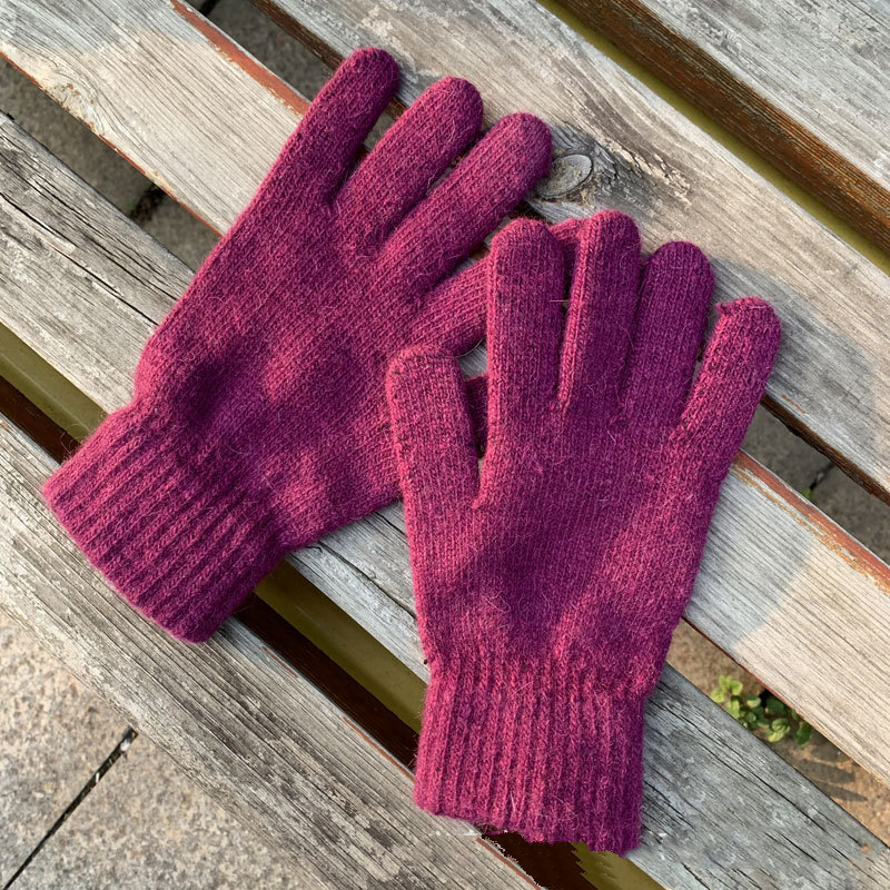 Warm cycling gloves for students