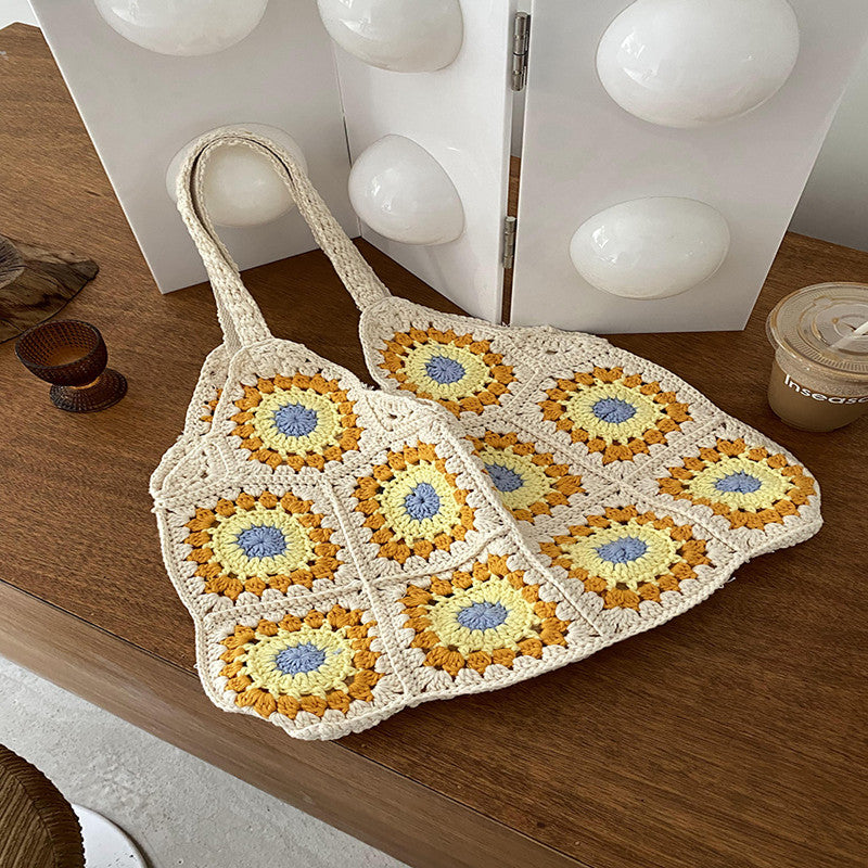 Net Red Ins Hand-woven Bag Flower Stitching Beach