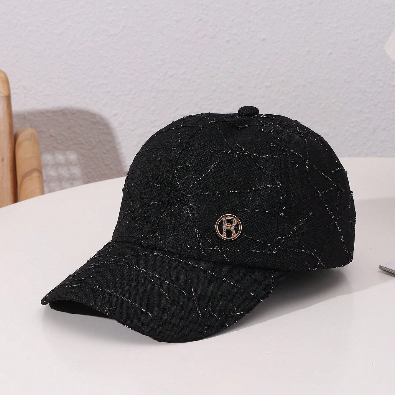 Single-color Shiny Silk Texture Rhinestone R-style Japanese-Korean Fashion Mesh Cap With Breathability, Suitable For Daily Outings And Photography.