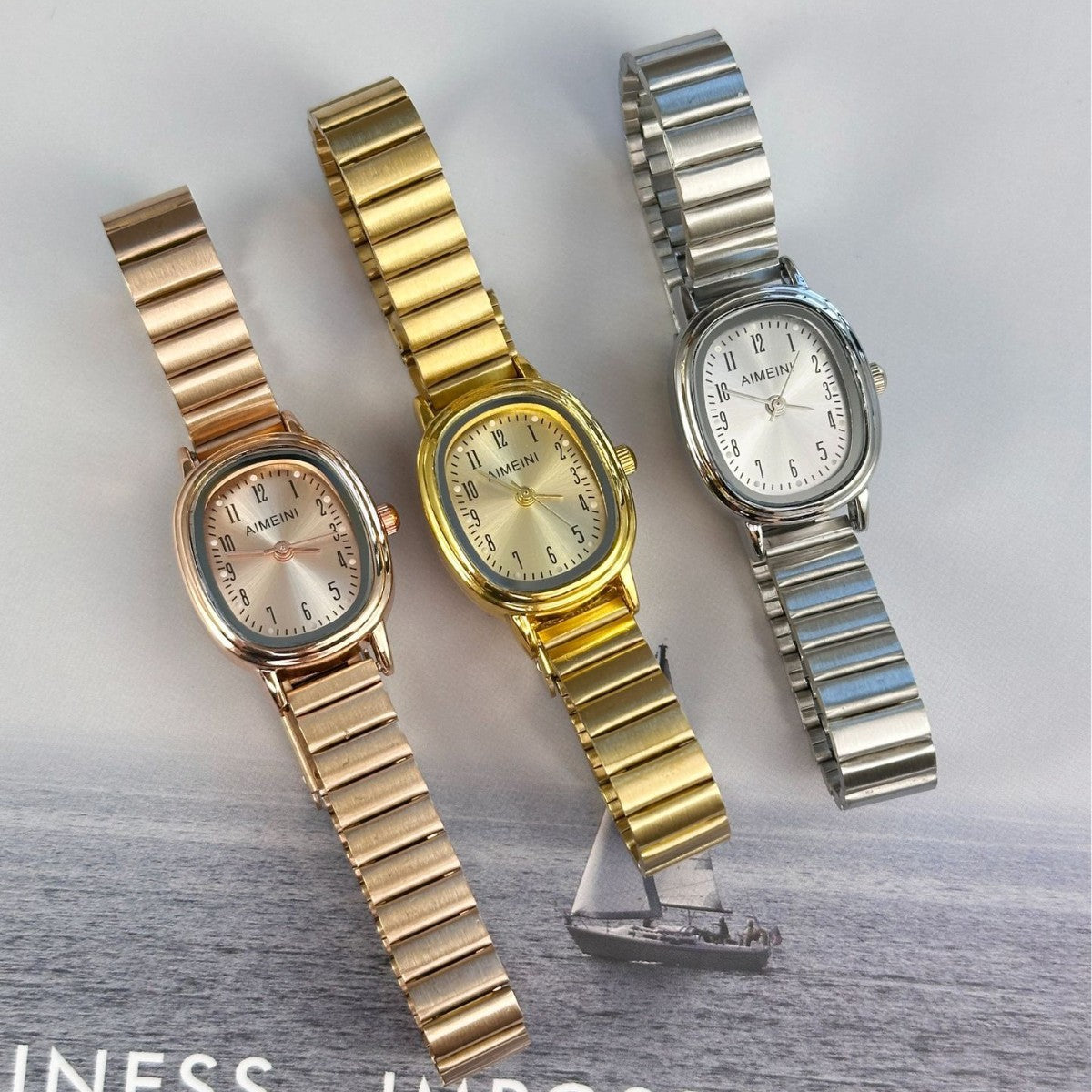 Oval Disk Women's Retro Digital Simple Watch