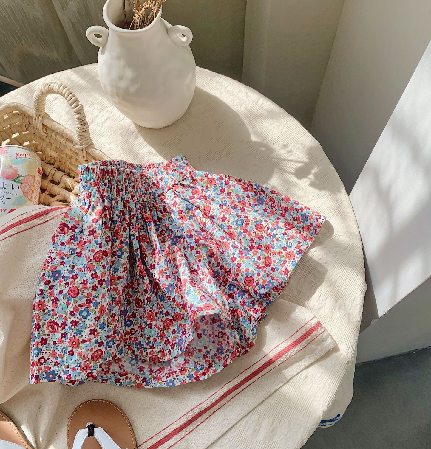 Børneblomstershorts knopskørtbukser moderigtige