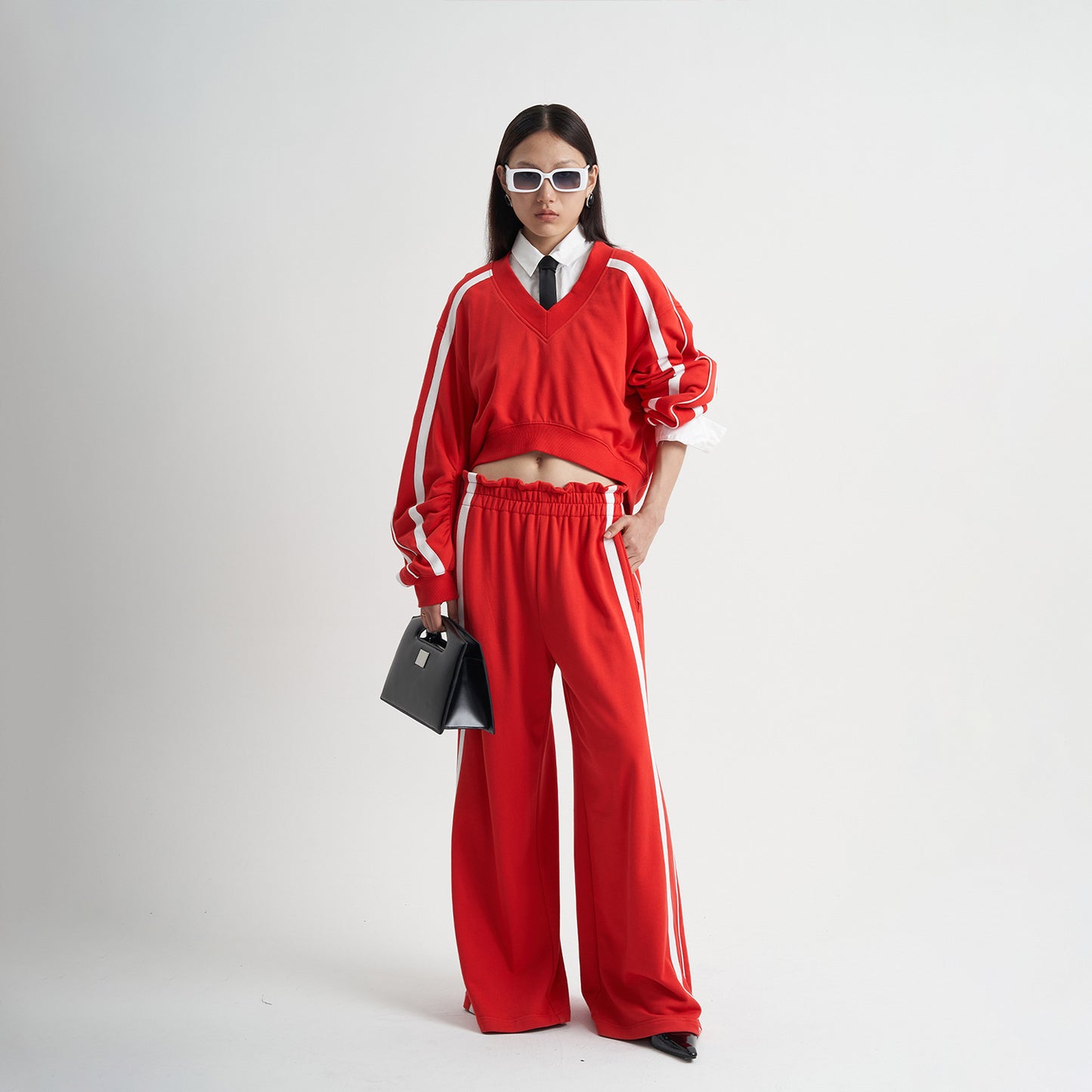 Women's Elastic Belt Loose High Waist Mopping Sweatpants With Wooden Ears