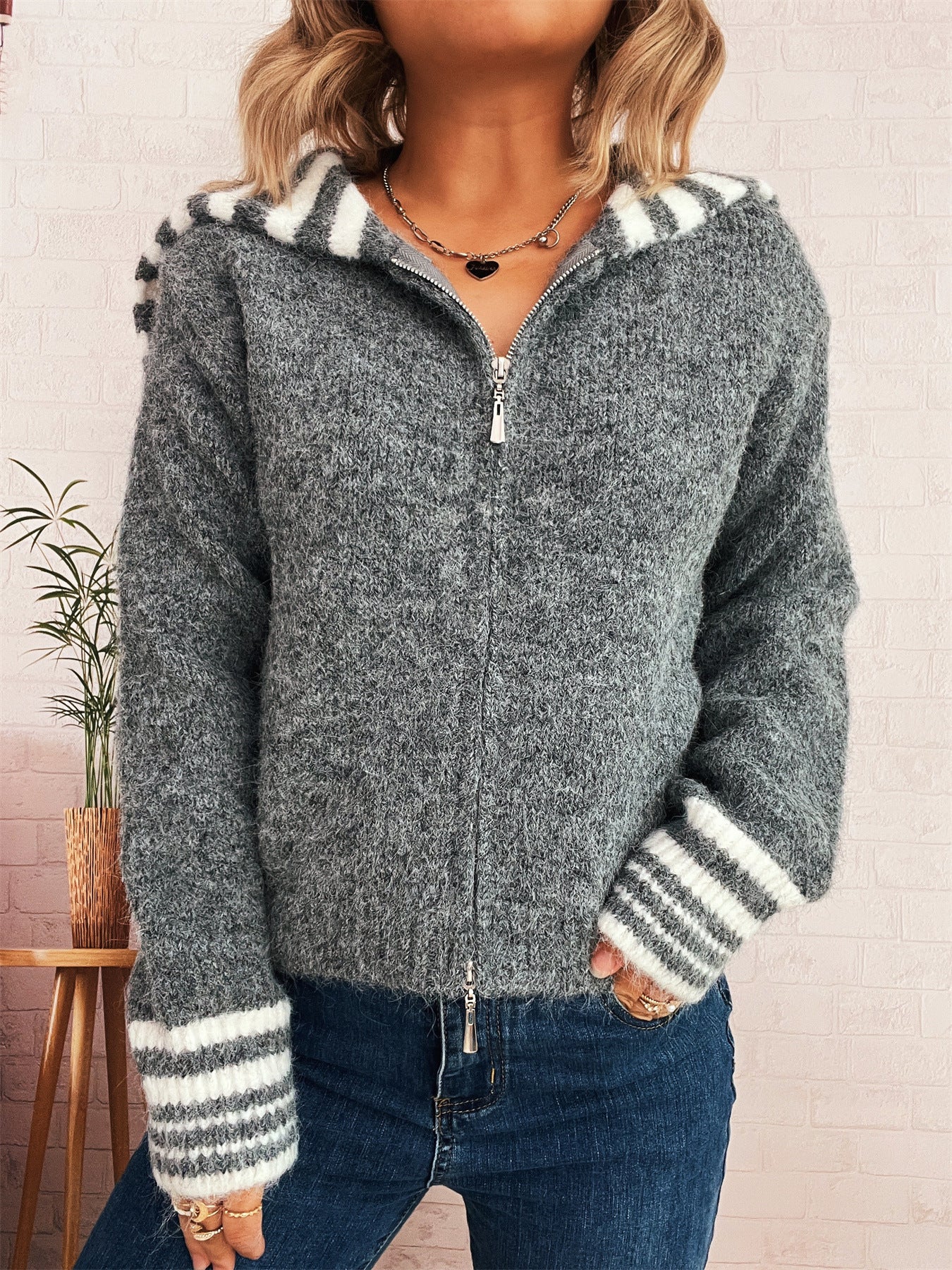 Enkel kontrastfarvet stor revers lynlås strikket cardigan løs afslappet sweater