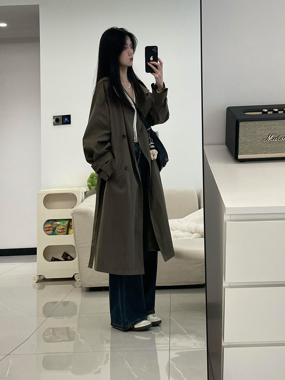 Midlang trenchcoat i koreansk stil
