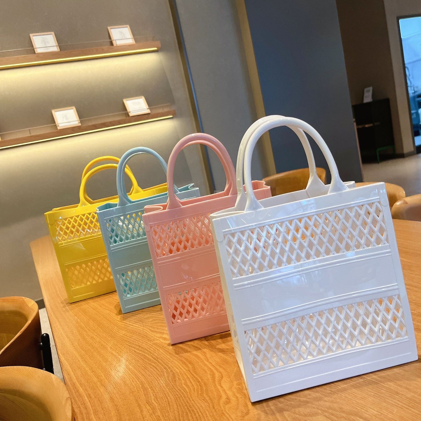 Portable Large Capacity Storage Basket Candy Hollow Bag