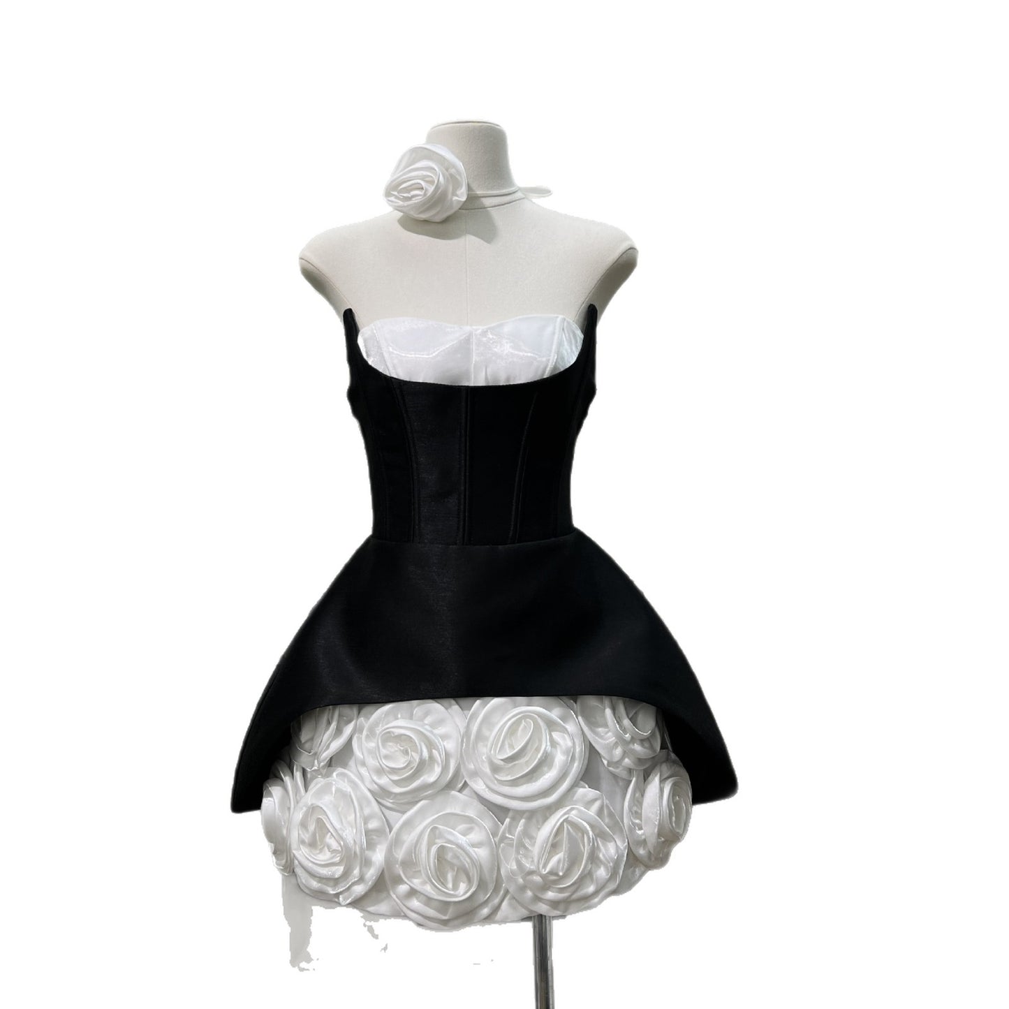 Designers Three-dimensional Floral Fishbone Bandeau Dress With Contrasting Colors