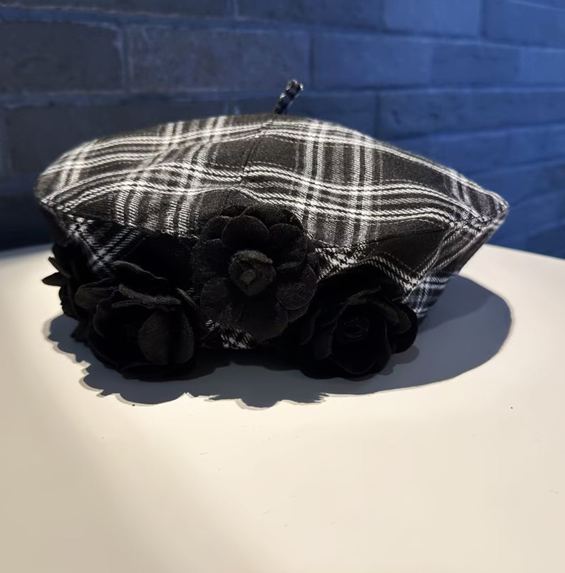 Sweet And Charming Little Hat For Ladies