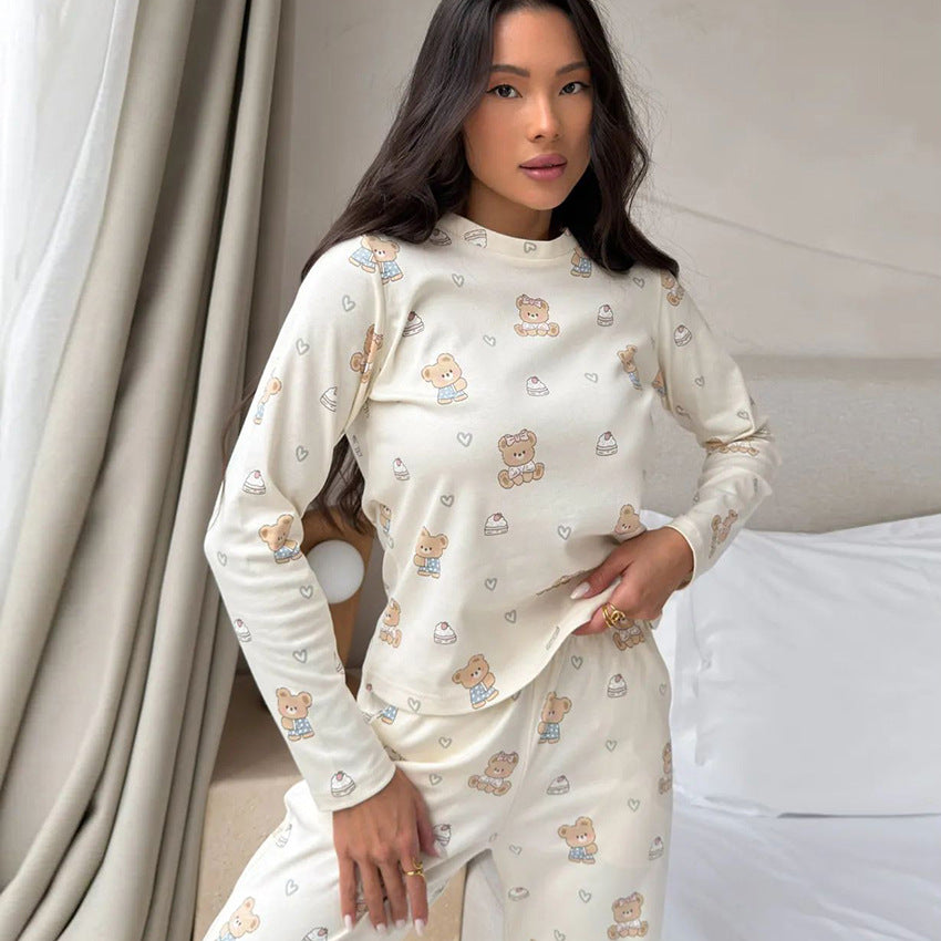 Fashionable Pajama Set With Bear Print Long-Sleeve Top And Long Pants