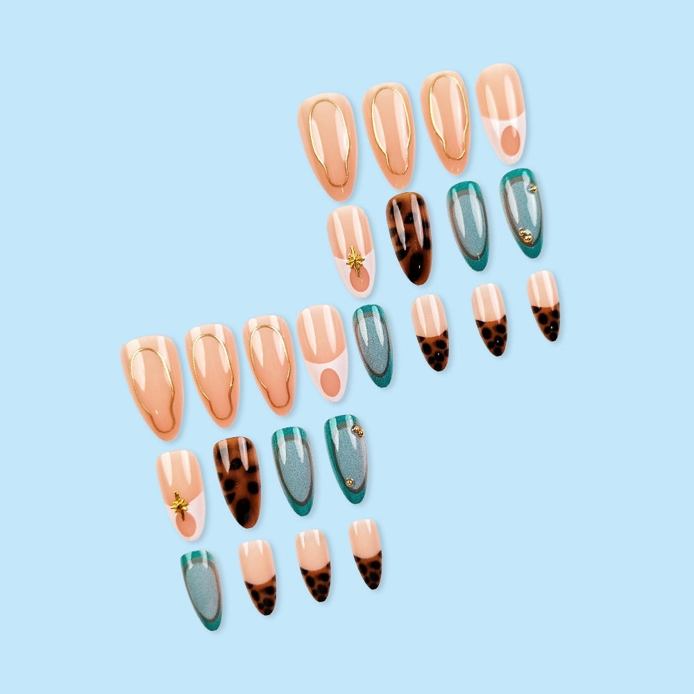 Best-selling Leopard Print French Manicure