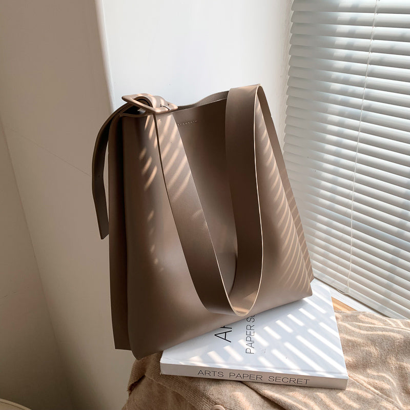 Women's Fashionable And Versatile Single Shoulder Large Capacity Crossbody Bag