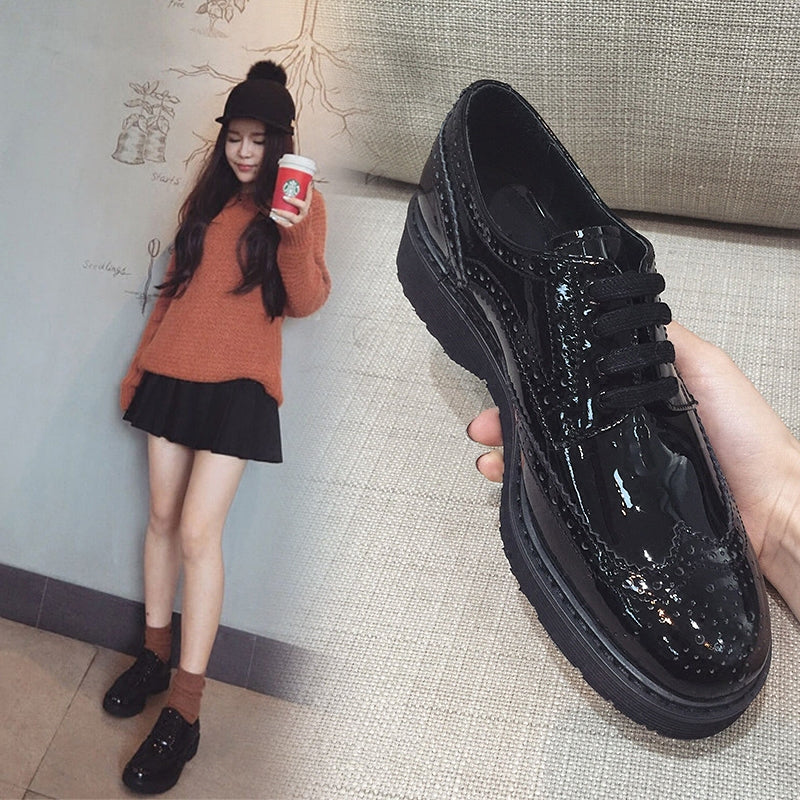 Women's British Style Patent Leather Thick-soled Small Leather Shoes