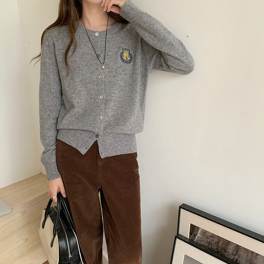 Women's Embroidered Knitted Cardigan O-neck Short Sweater