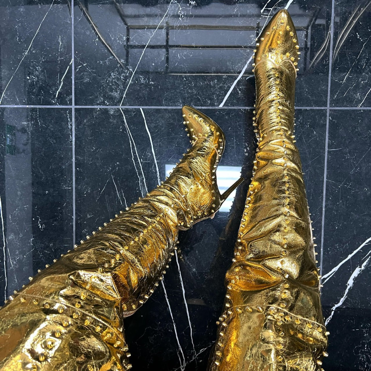 Explosive Sexy Gold-studded Stiletto-pointed Fashion Boots