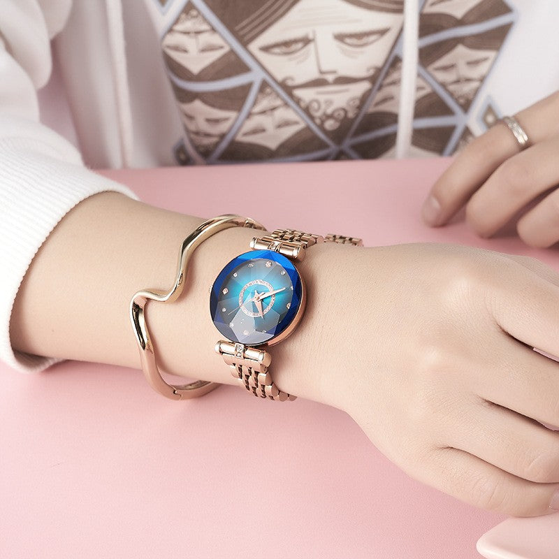 Women's Fashion Stainless Steel Strap Quartz Watch