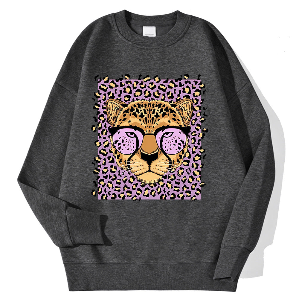 Afslappet løs sweatshirt med fleecefor til kvinder med leopardprint
