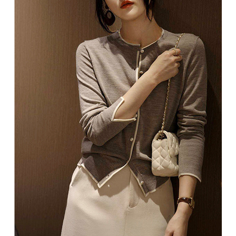 High-grade Classic Style Round Neck Sweater Outer
