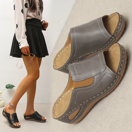 Open Toed Sloping Heel With Elastic And Tight Sole