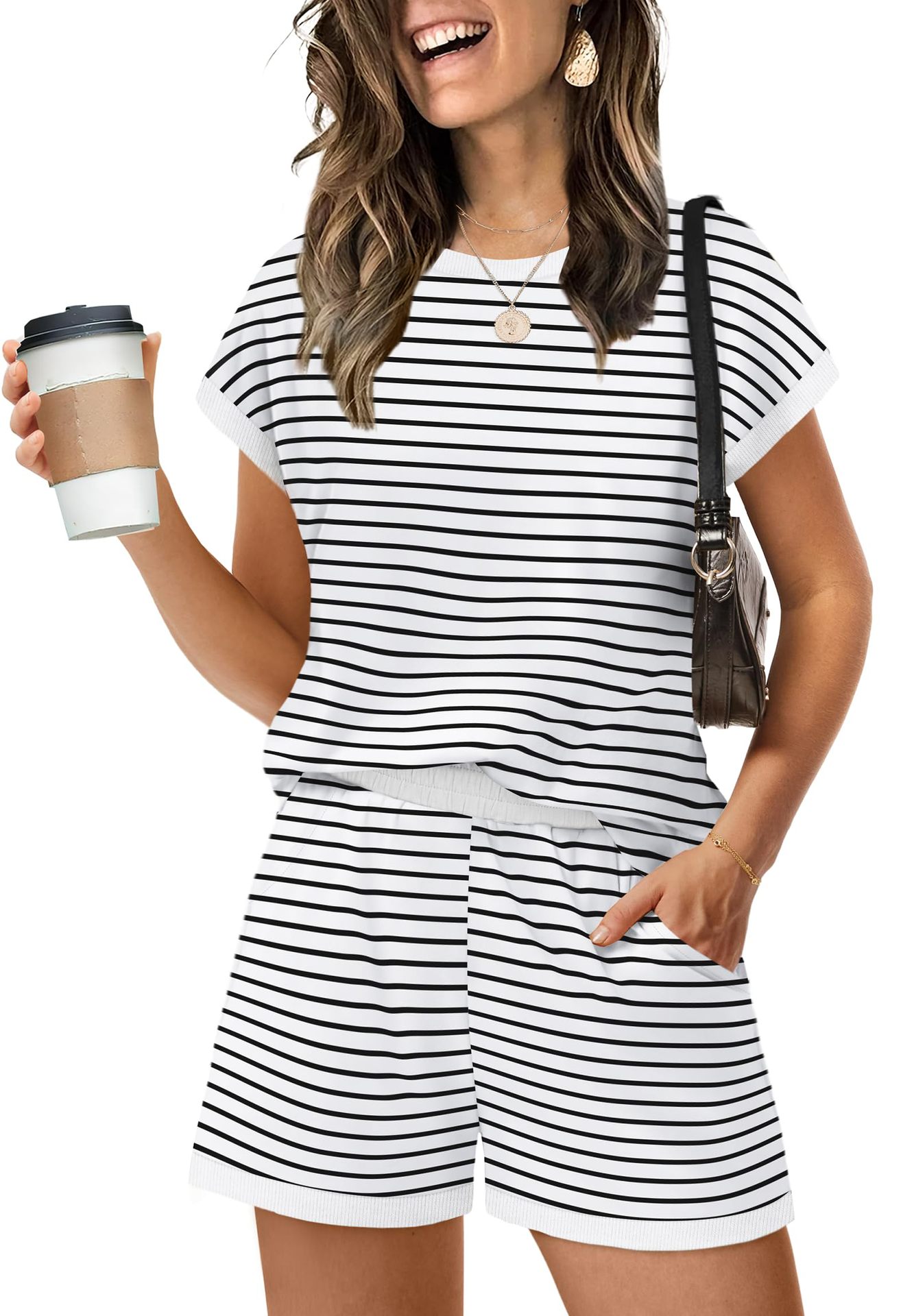 Stylish Casual Womens Outfit Short-sleeve Top And Shorts Set For Going Out