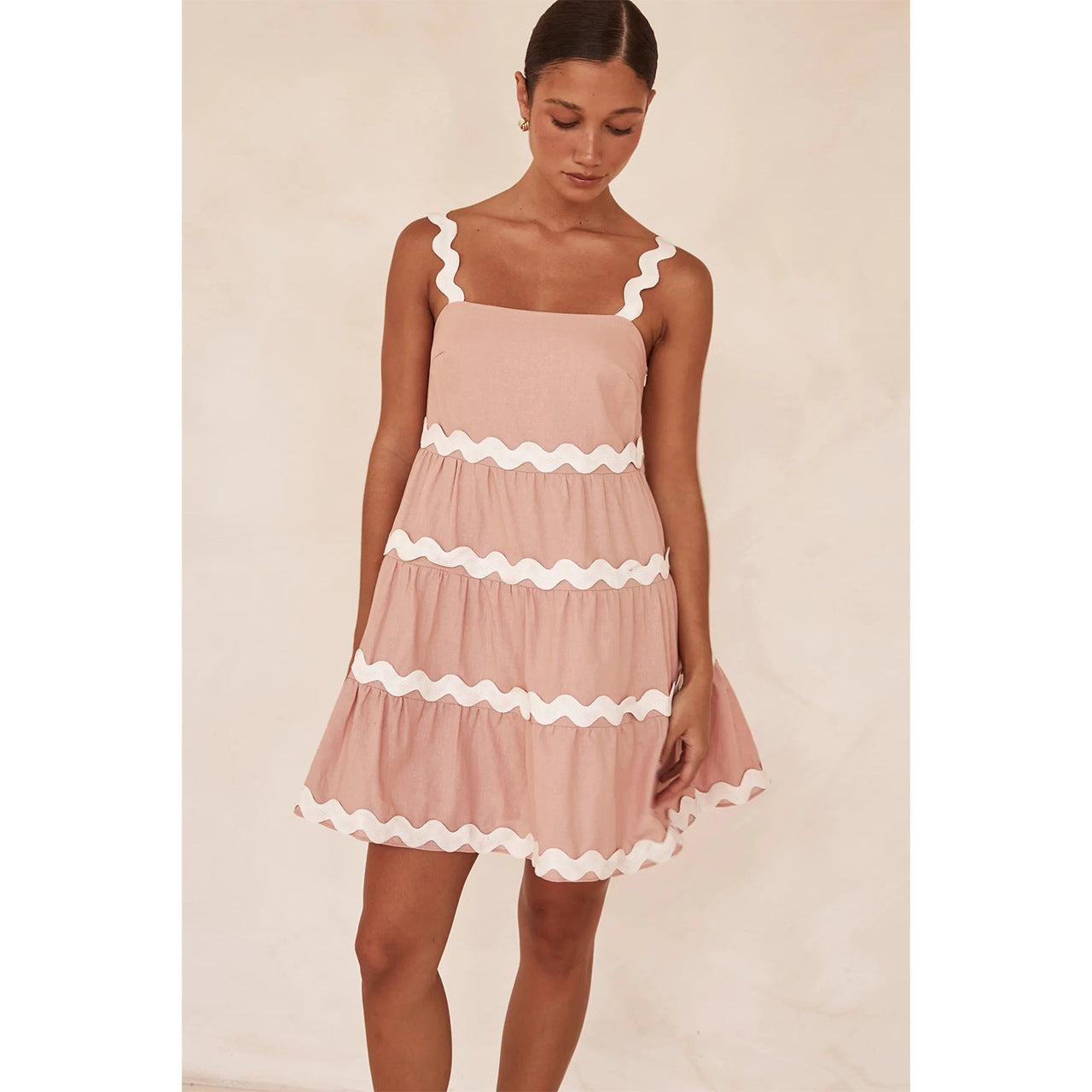 And Fresh Short Dress With Lace Detailing And Patchwork