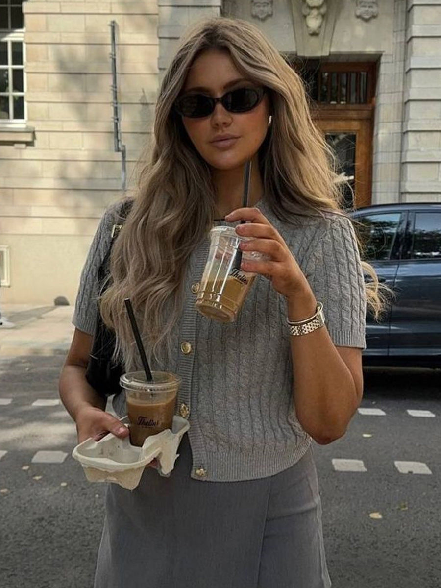 Single-breasted Cable-knit Sweater Short-sleeved Top
