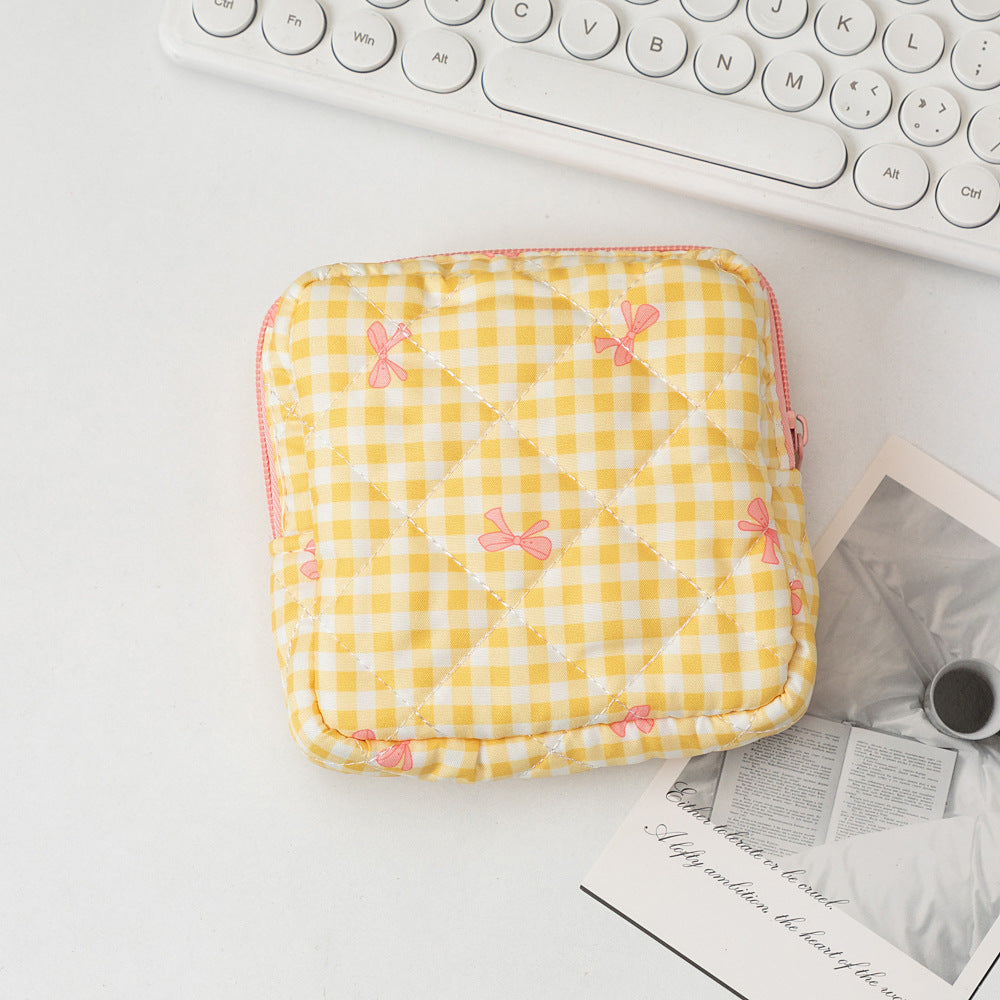 Love Toiletry Traveling Cosmetic Bag