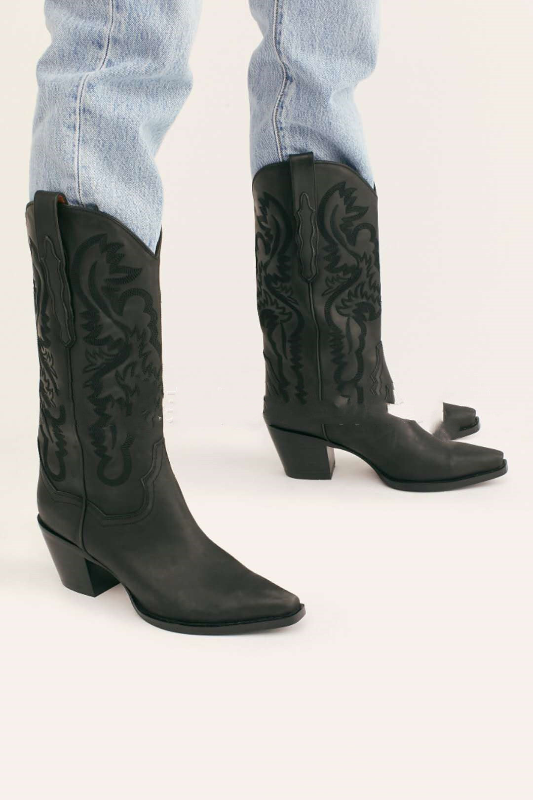 Artificial PU European And Beautiful Leather Sleeve Martin Boots
