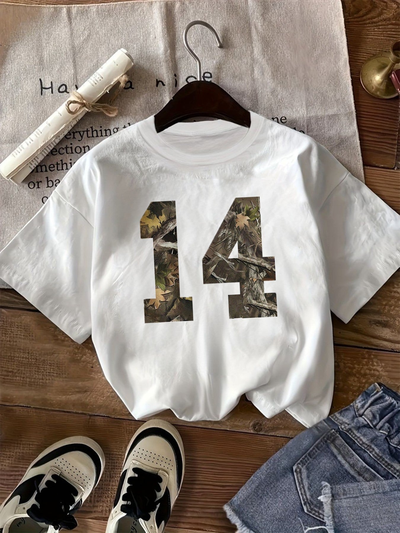 Digital Bow-tie American Retro Loose Short-sleeve Top
