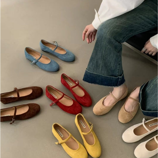 Women's Shallow Mouth Pumps Retro Round Head Soft Flat Bottom Suede