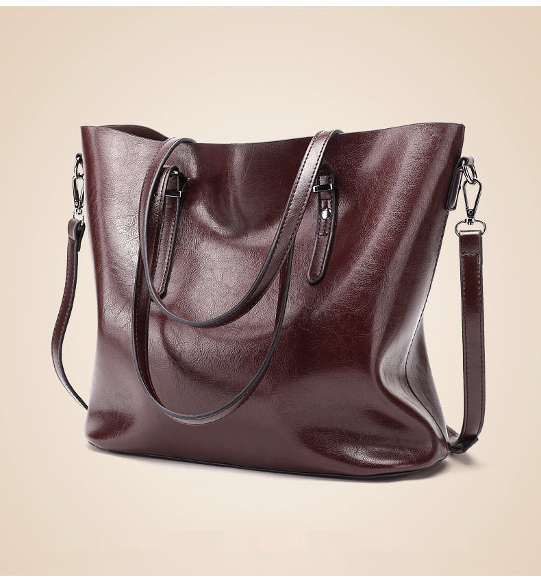 Retro Style Oil Wax Leather Patent Simple Portable Shoulder Messenger Bag