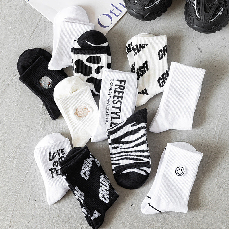 Women's Autumn And Winter Cartoon Illustration Japanese Style Mid-calf High Length Cotton Socks