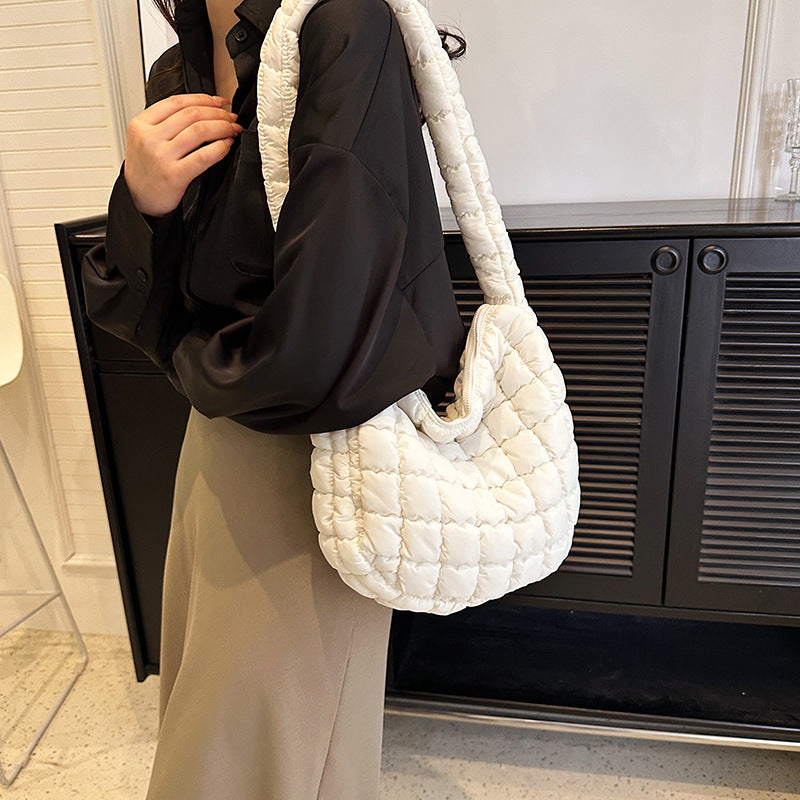 Women's Fashion Casual And Lightweight Large Capacity Dumpling Bag