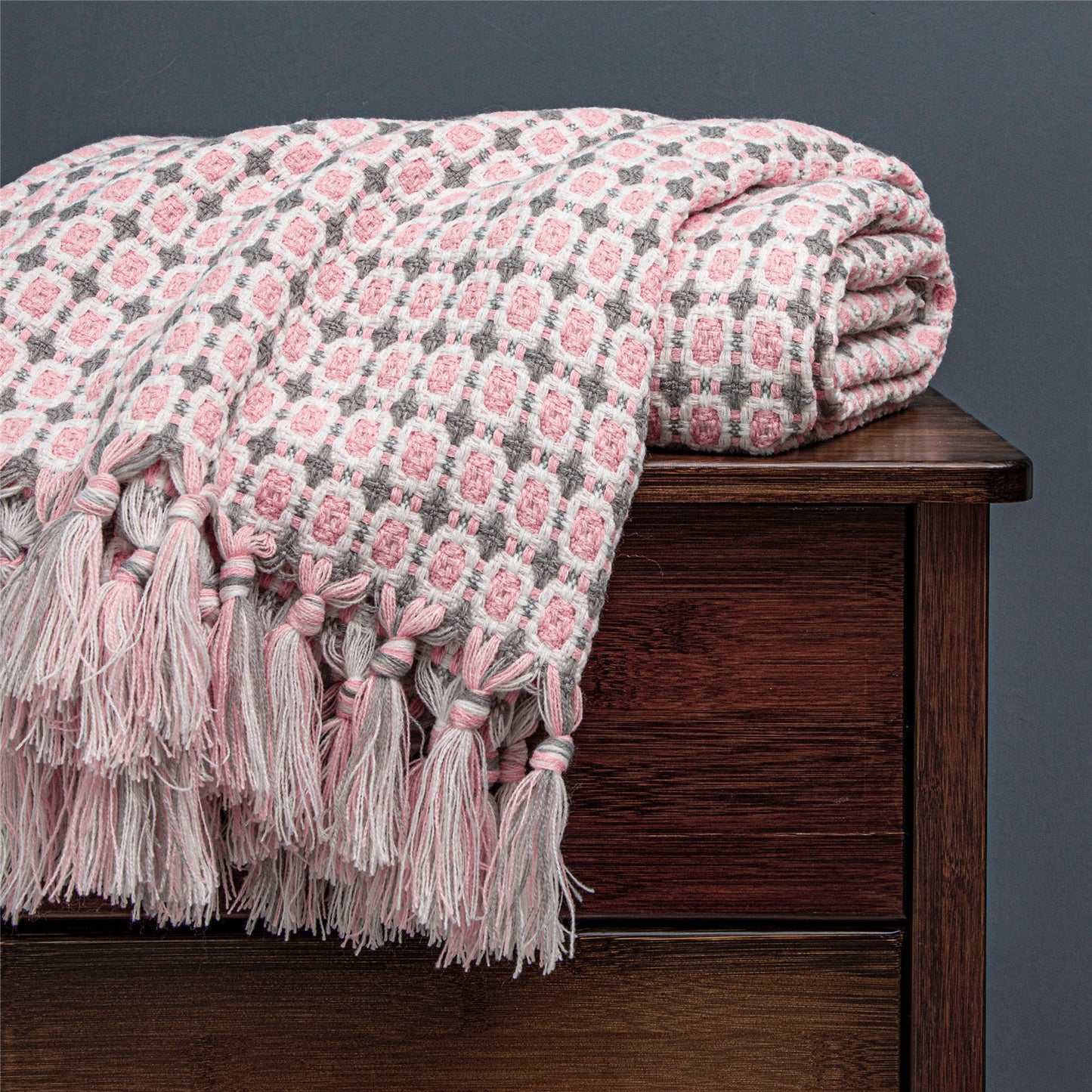 Nordic Pure Color Travel Nap Knitted Sofa Blanket Tassel