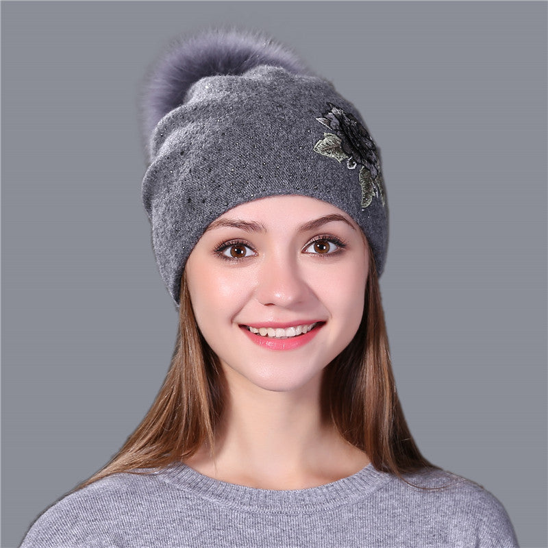 Big Fox Fur Ball Flower Embroidery Knitted Hat 15cm