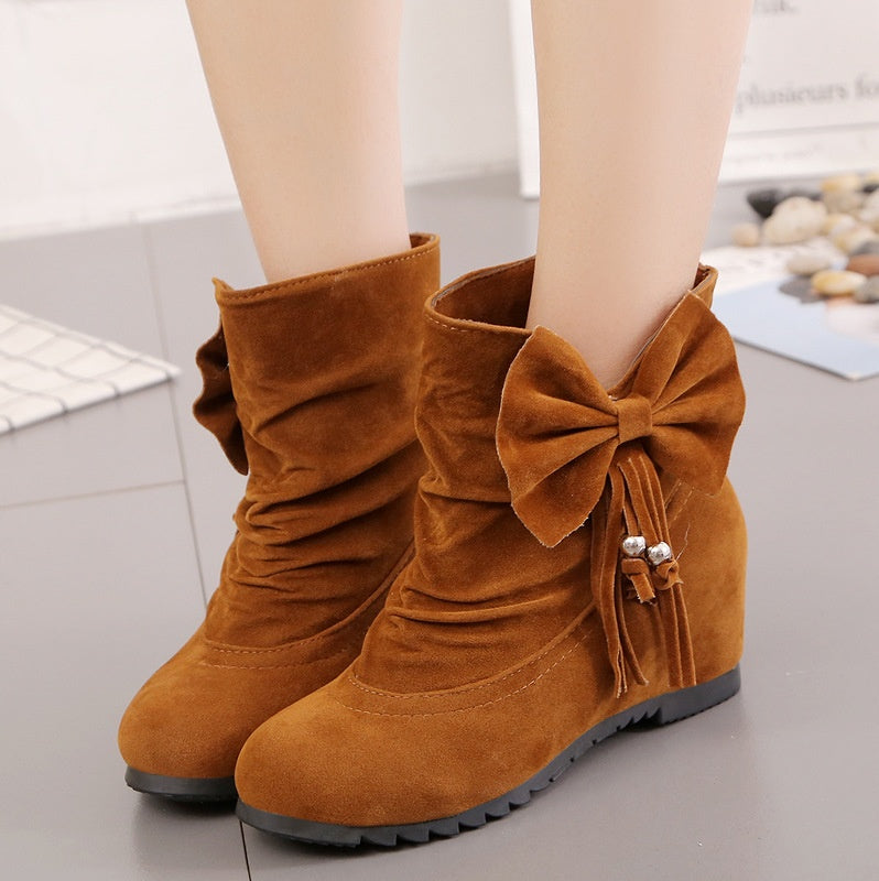 Women's Short Boots With Inner Bow