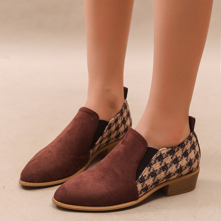 Retro Color-Block Slip-On Shoes For Women