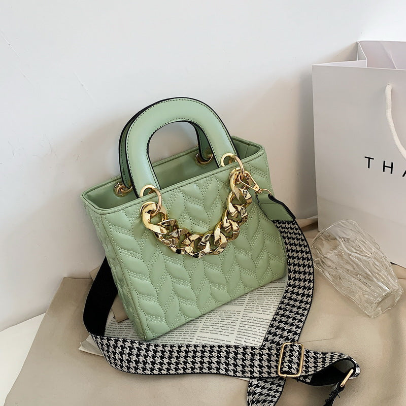 New Trendy Summer Portable Rhombus Messenger Bag