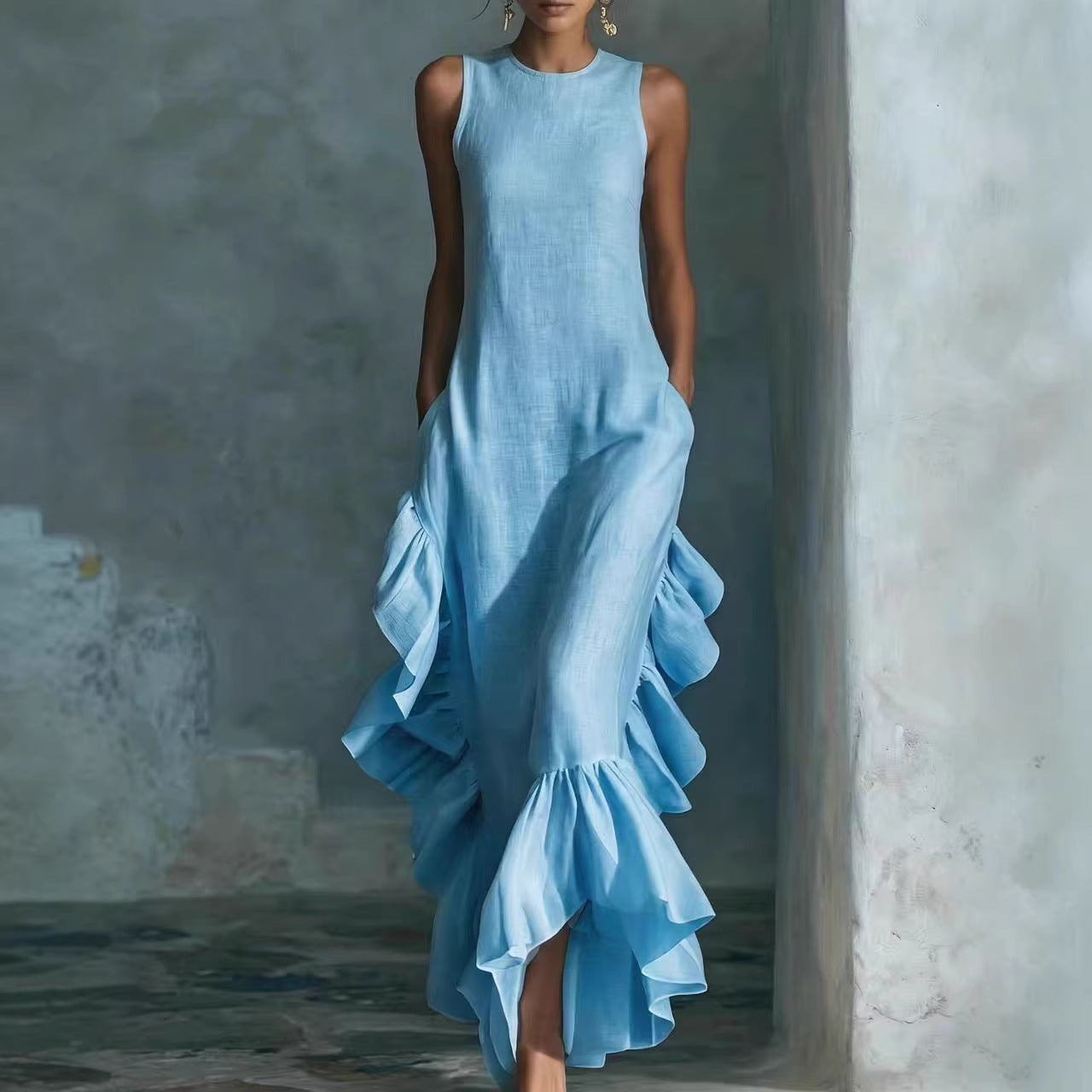 Womens Fashionable And Elegant Sleeveless Crew-Neck Dress With Ruffled Hem