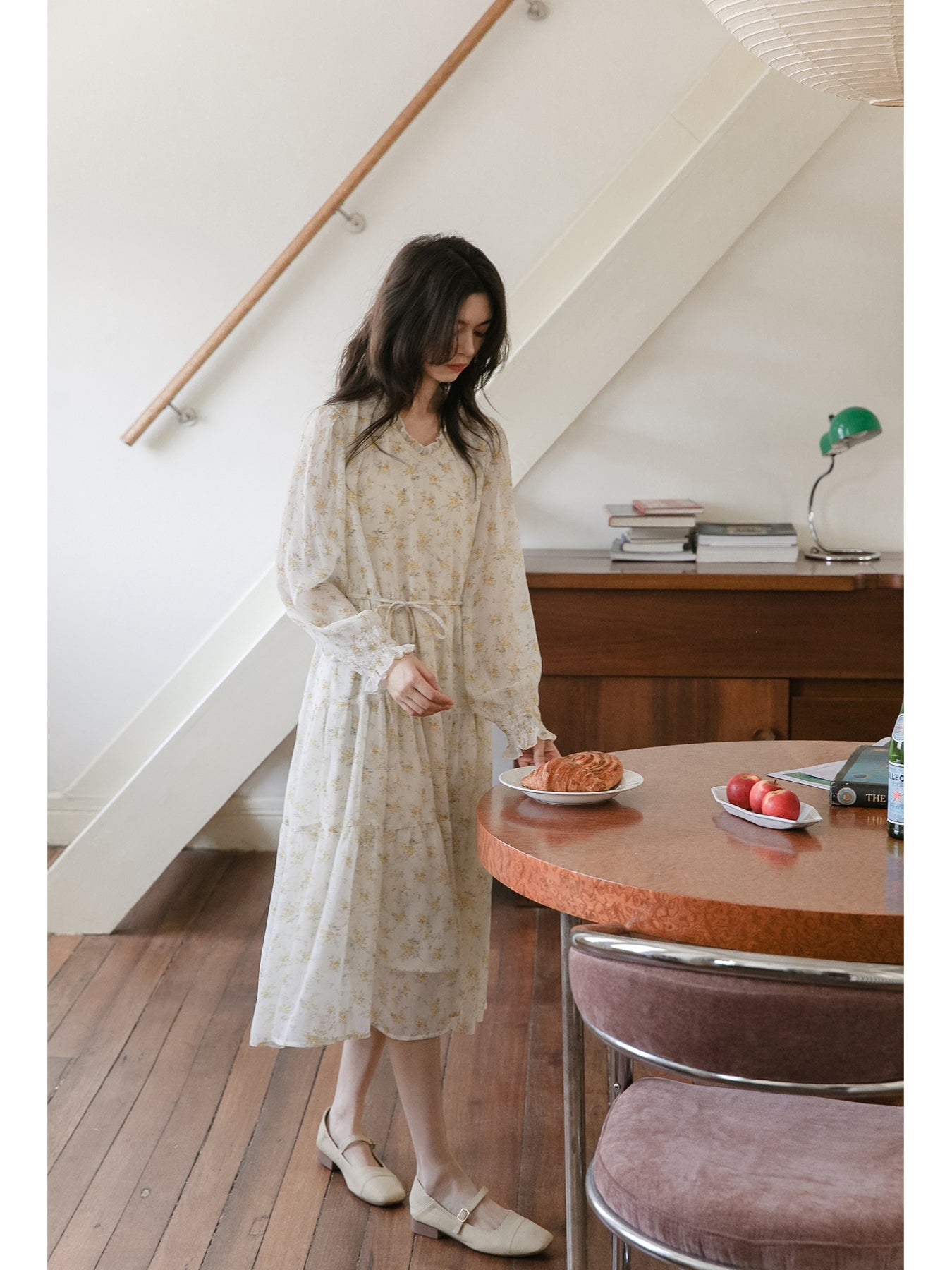 Women's Long Sleeved Floral Skirt Art