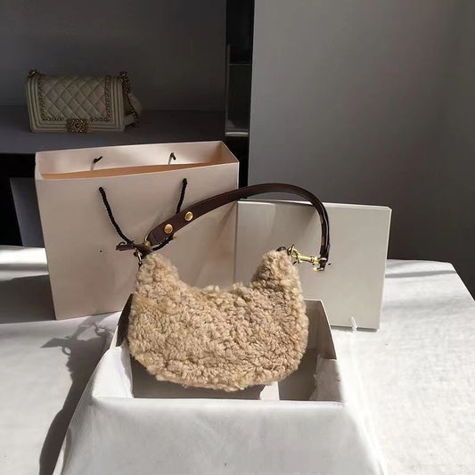 Fur One-piece Lamb Wool Saddle Bag Underarm Bag Plush Women's Bag
