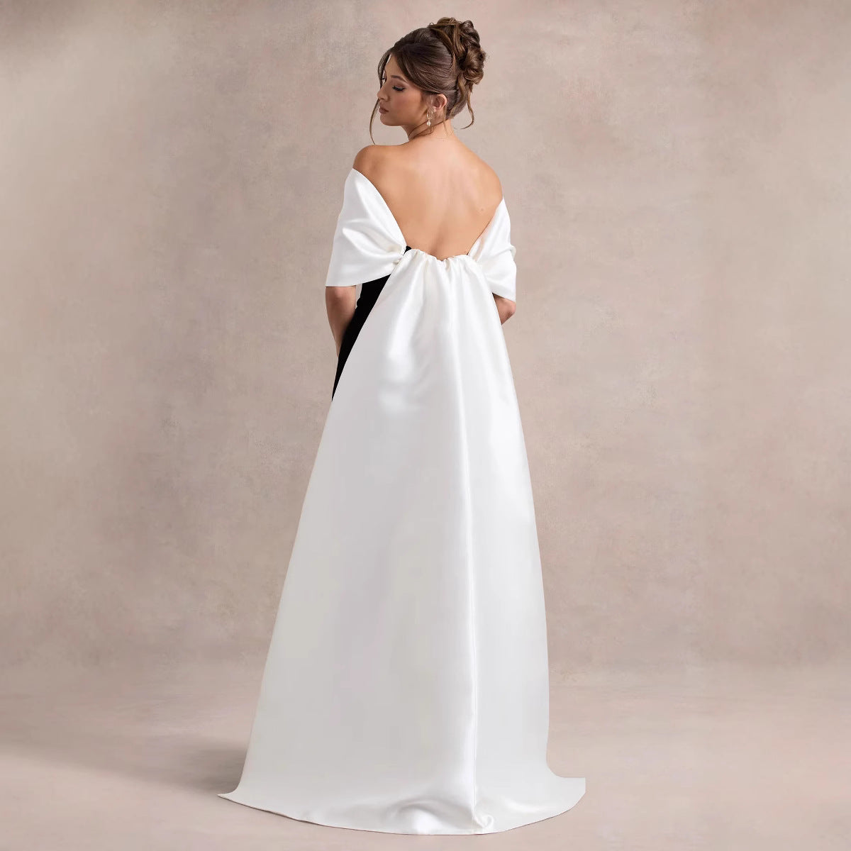Womens Stylish Elegant And Figure-flattering Dress