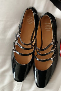 Women's Round Toe Buckle Thick Mid Heel Pumps Shoes