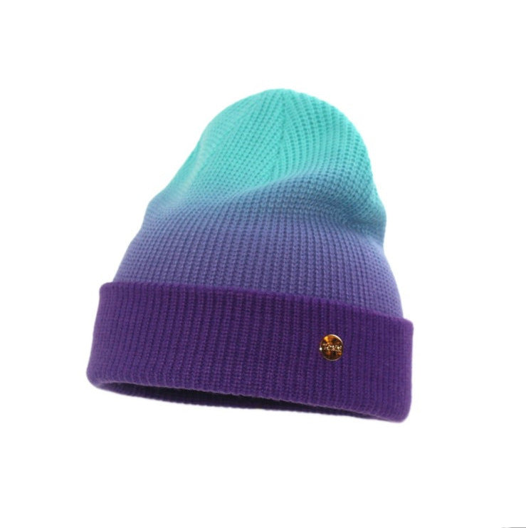 Gradient Texture Small Icon Knitted Hat